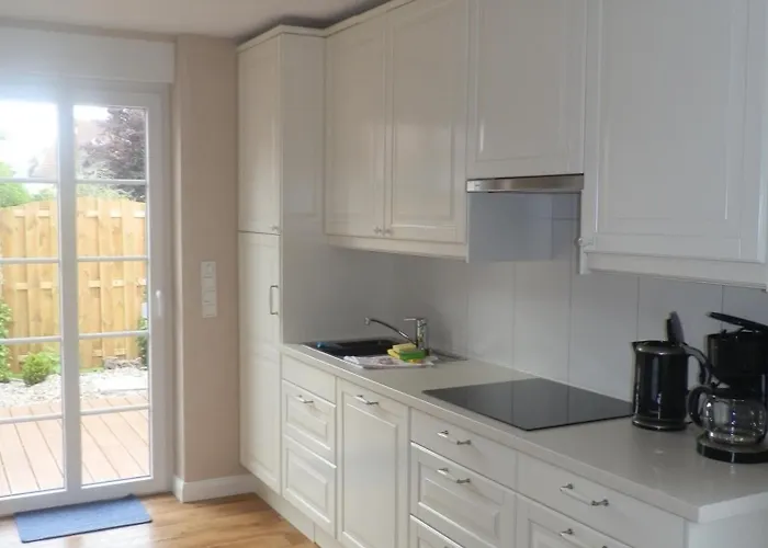 Semesterbostad Lillebroo *